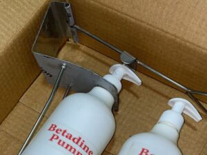 مضخة بيتادين Betadine Pump