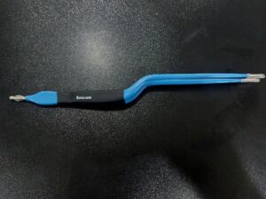 جفت ازرق مونوبولار 20سم منحني EMICARE